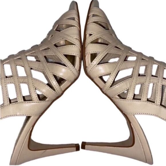 Marc Fisher Cream Leather Sandals (7.5M) - Picture 4 of 9